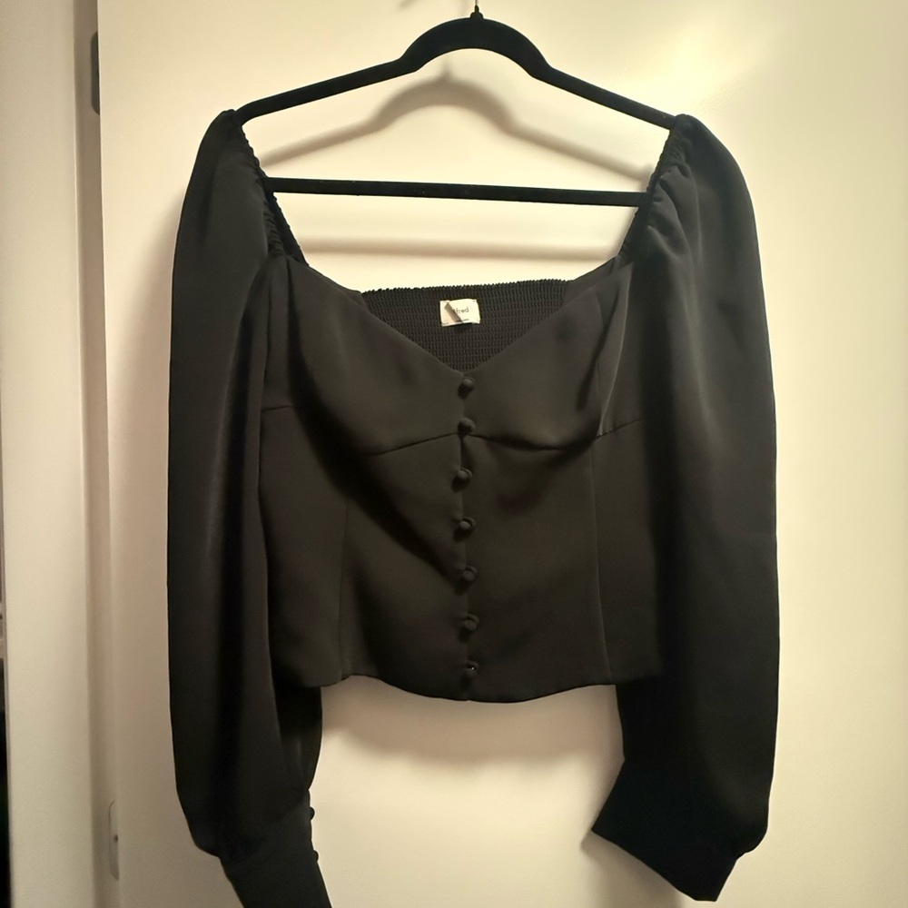 Limited Edition Wilfred Black Button-Down Novella Blouse